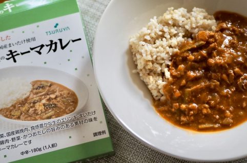 ツルヤオススメ野沢菜のキーマカレー